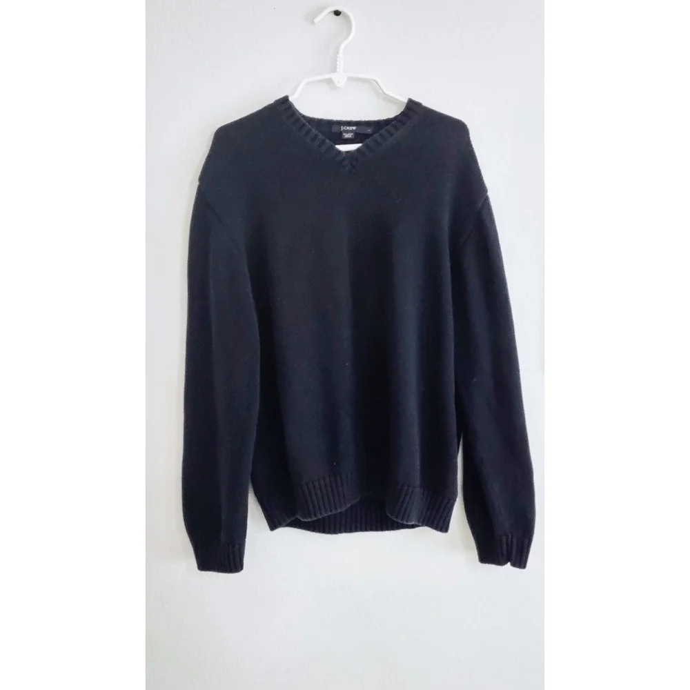 J. Crew Men's V.‎ Neck Knitted Sweater